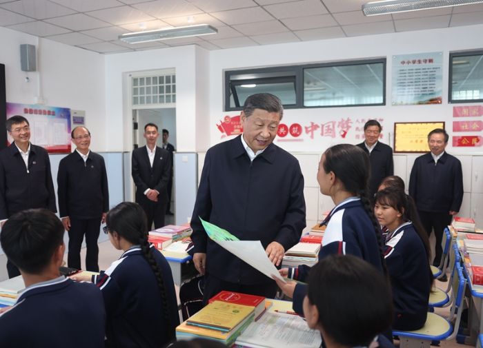 习近平在青海考察时强调 持续推进青藏高原生态保护和高质量发展 奋力谱写中国式现代化青海篇章