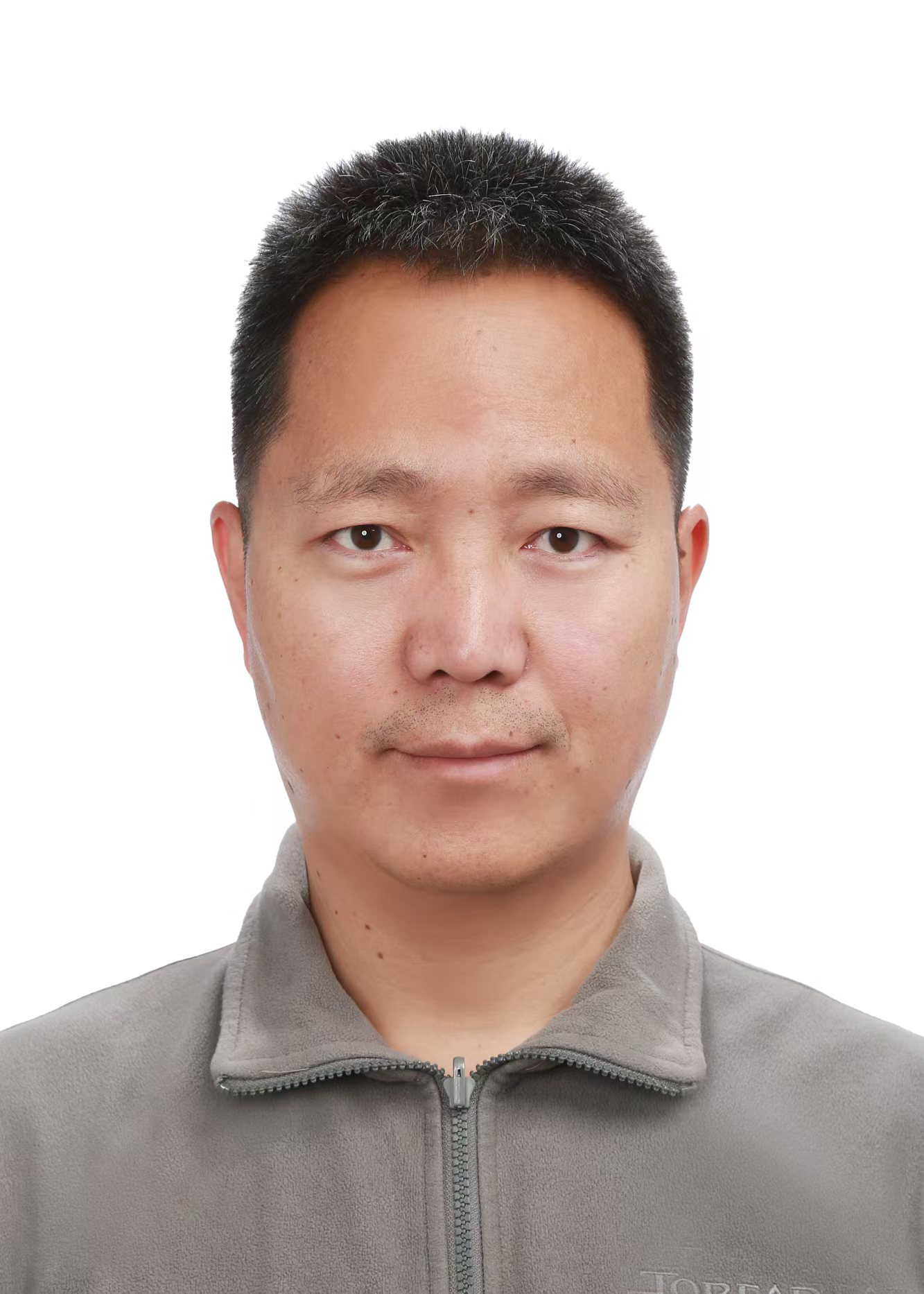 徐岳仁